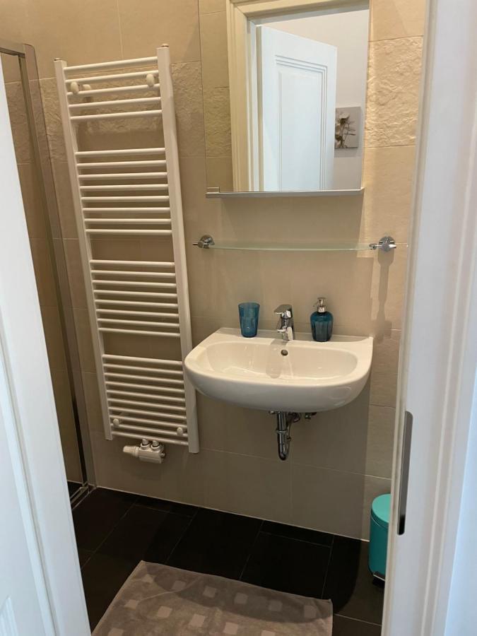Cozy City Apartment Near City Center Βιέννη Εξωτερικό φωτογραφία